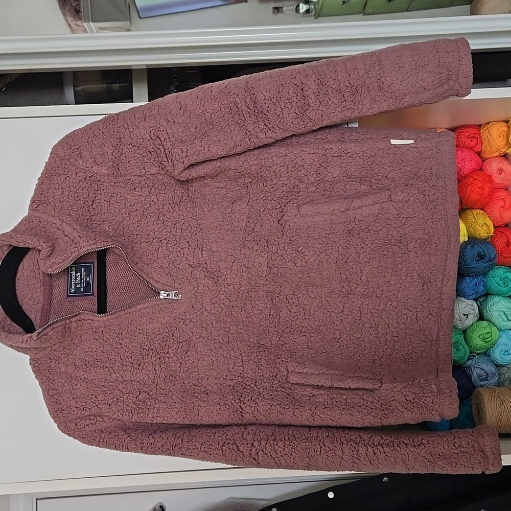 Abercrombie & Fitch Dusty Pink Mauve Sherpa Pullover